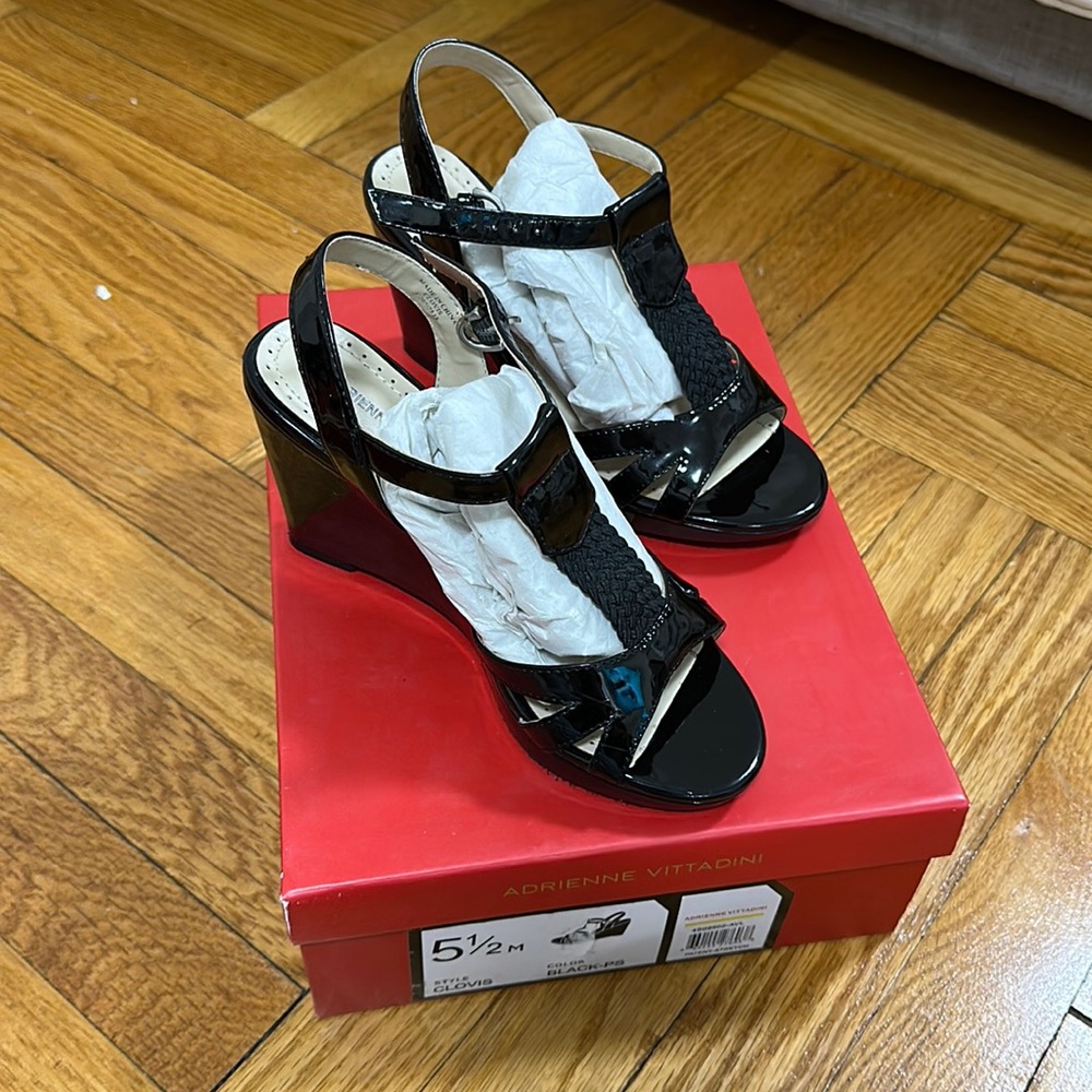 Adrienne Vittadini Black Wedges size 5.5